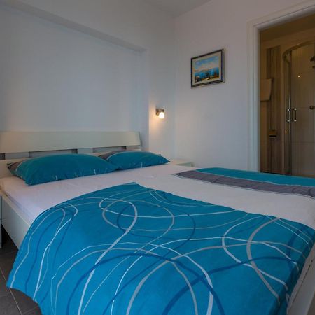 Domino Apartment Драмал Екстериор снимка