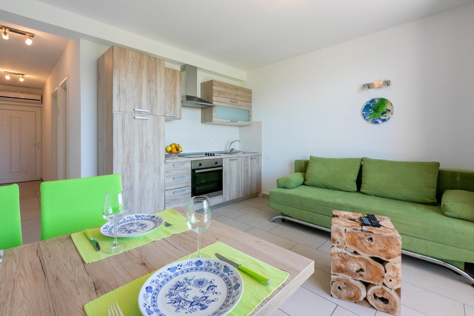 Domino Apartment Драмал Екстериор снимка